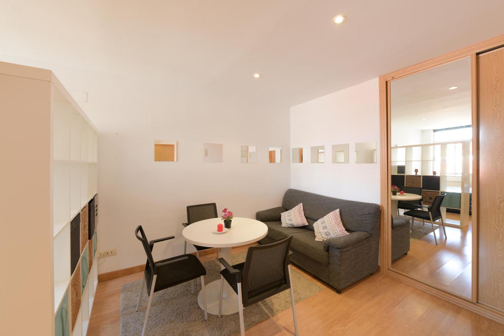 Apartamento4Estaciones Madrid Exterior foto